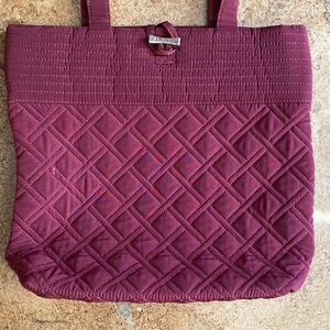 VERA Bradley "Vera" Tote in the wine‎ burgundy Red